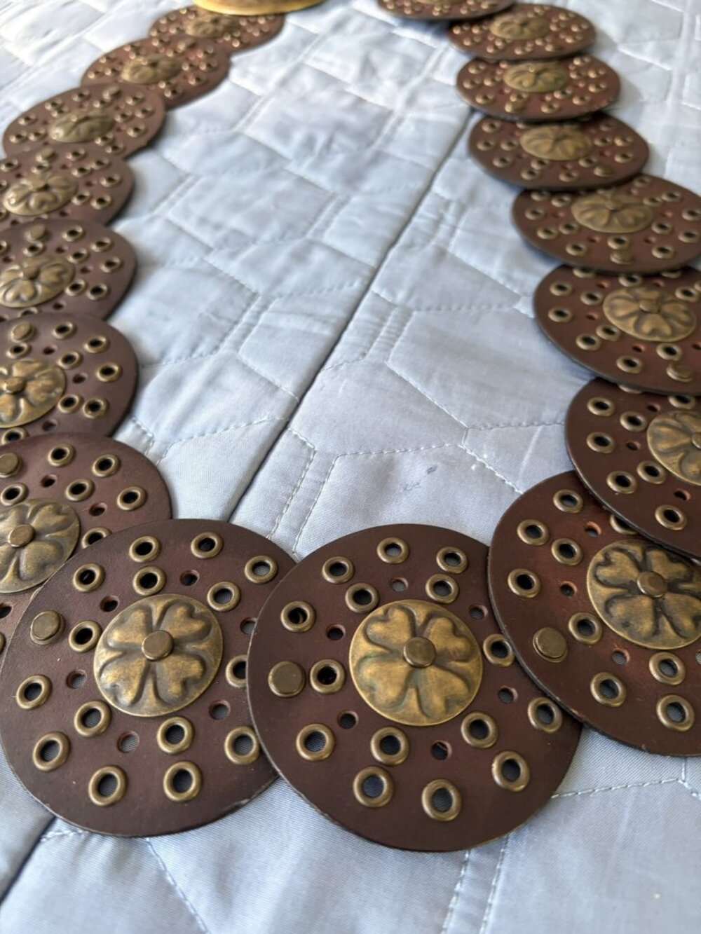 Vintage Boho Western Disc Belt Brown Faux Leather Chunky Medallion Festival - Picture 2 of 7
